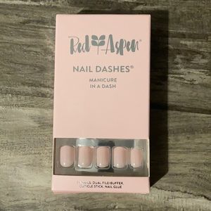 Red Aspen Nail Dashes